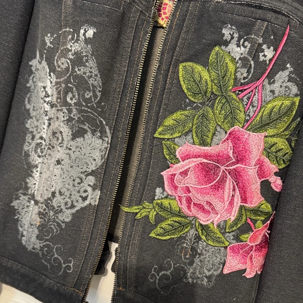 Aratta size small NWT Women's Black Denim Jacket with Pink Floral Embroidery - Picture 4 of 4